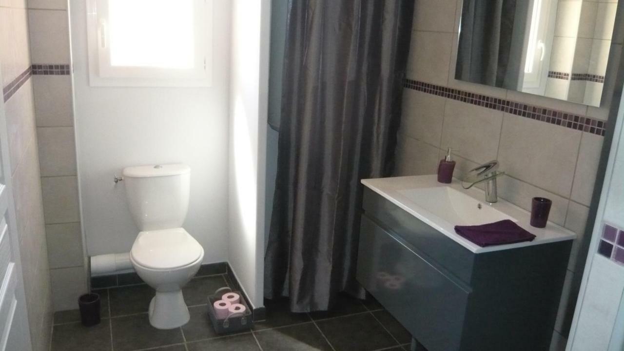 Chambres D'Hotes, B&B Climatisees La Borrellienne Saint-Maximin-la-Sainte-Baume Exterior photo