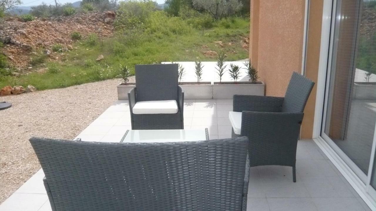 Chambres D'Hotes, B&B Climatisees La Borrellienne Saint-Maximin-la-Sainte-Baume Exterior photo